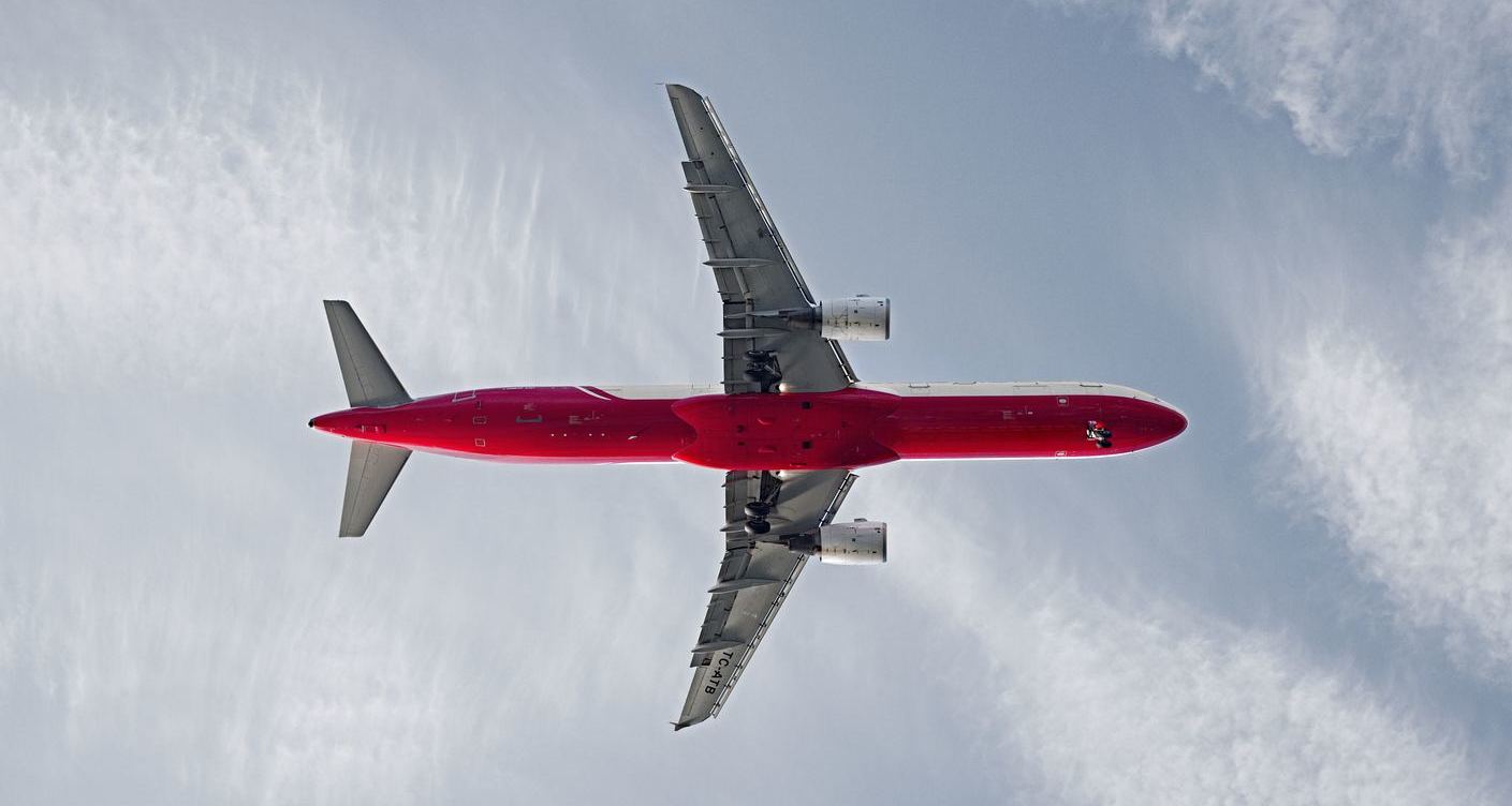 20 great ways to entertain a child on a plane