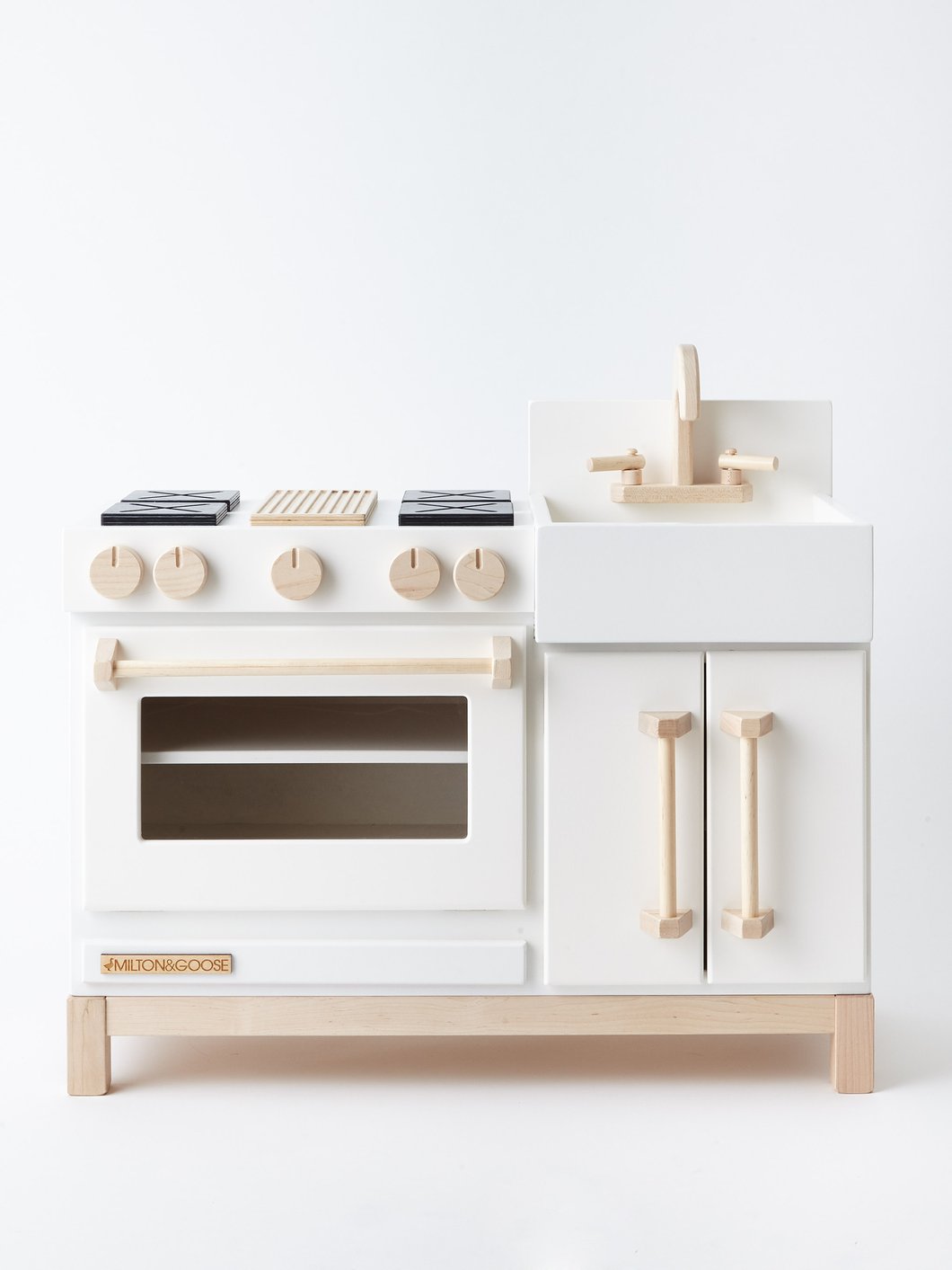 Playkitchen by Milton & Goose
